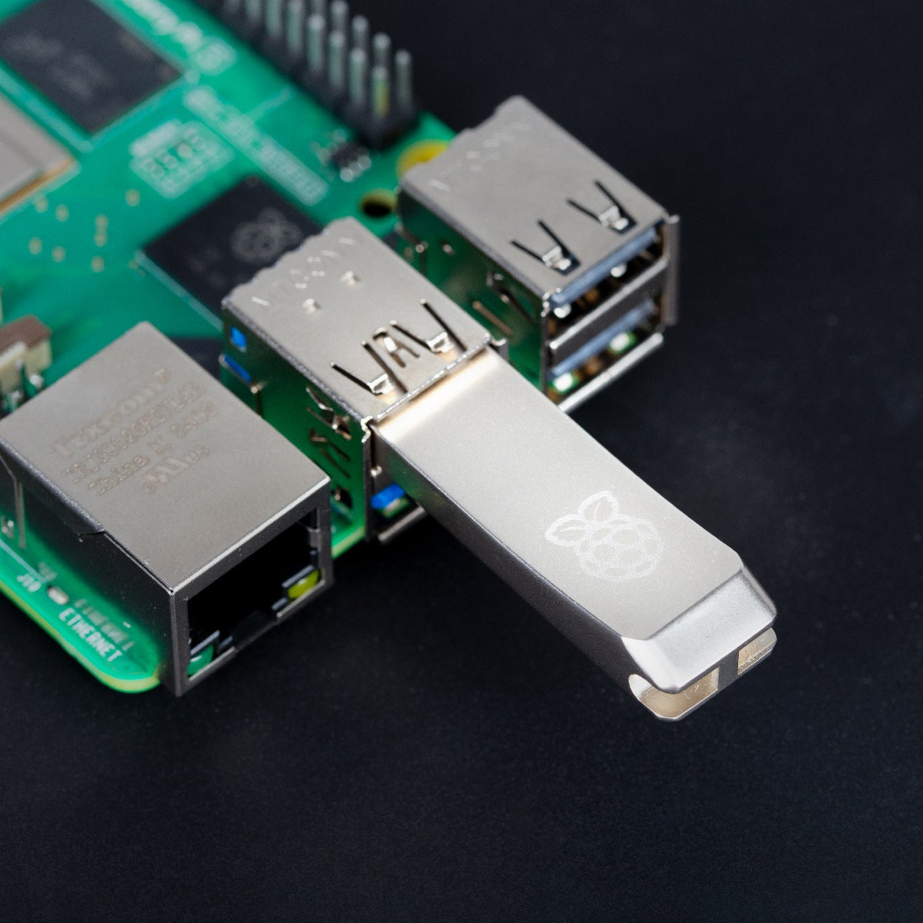 Raspberry Pi Flash Drive – USB 3.0 memory stick (128/256 GB)