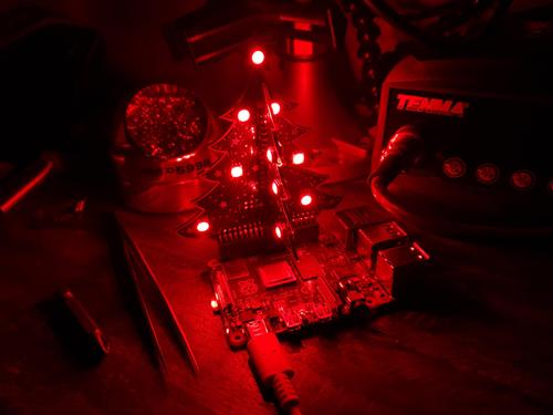 3D RGB Xmas Tree for Raspberry Pi